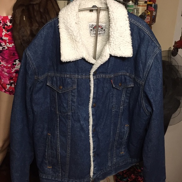 vintage levi sherpa jacket